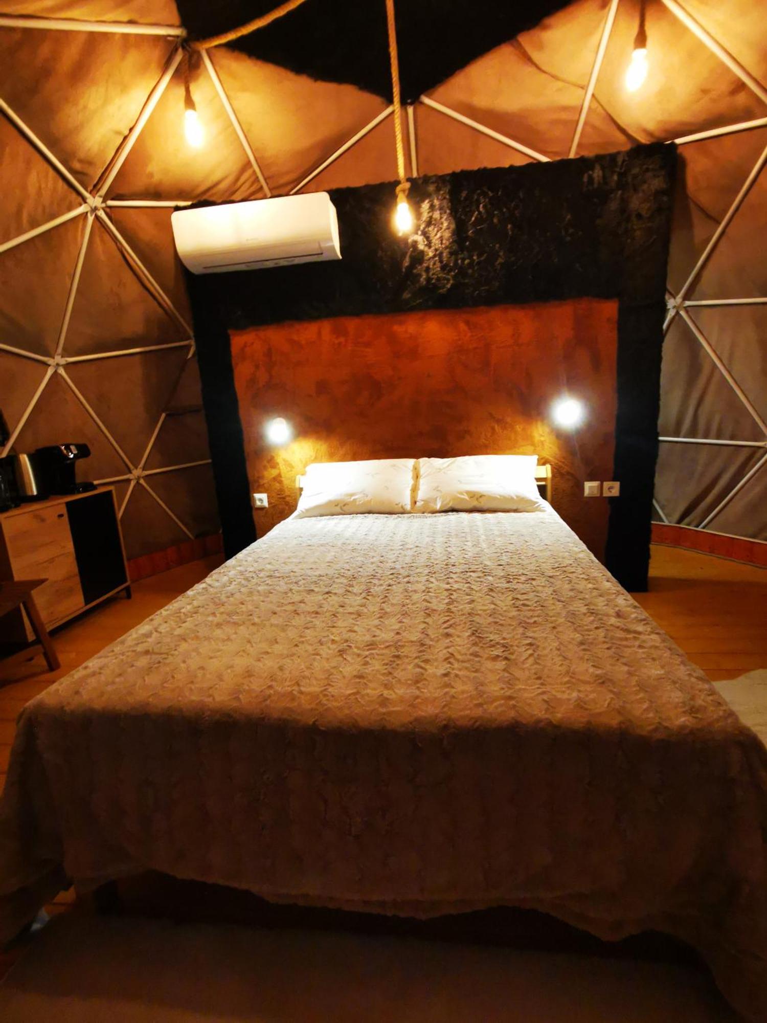 Glamping Zazen Hotel Drumu Carului Exterior photo